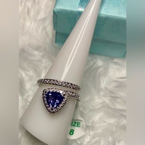 🐰NWT Sapphire Cubic Zirconia Ring